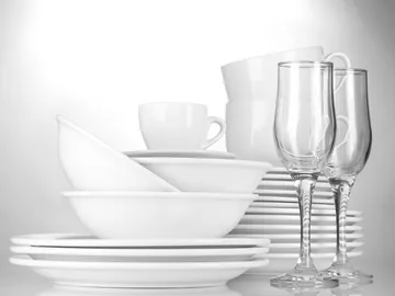 Vajilla y copas Vajilla y copas