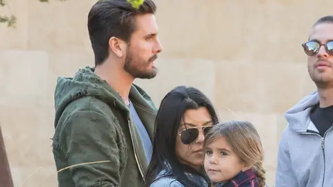 Scott Disck, Kourtney Kardashian y su hija Penélope Scott Disck, Kourtney Kardashian y su hija Penélope