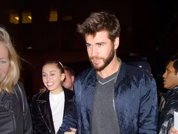Miley Cyrus y Liam Hemsworth Miley Cyrus y Liam Hemsworth