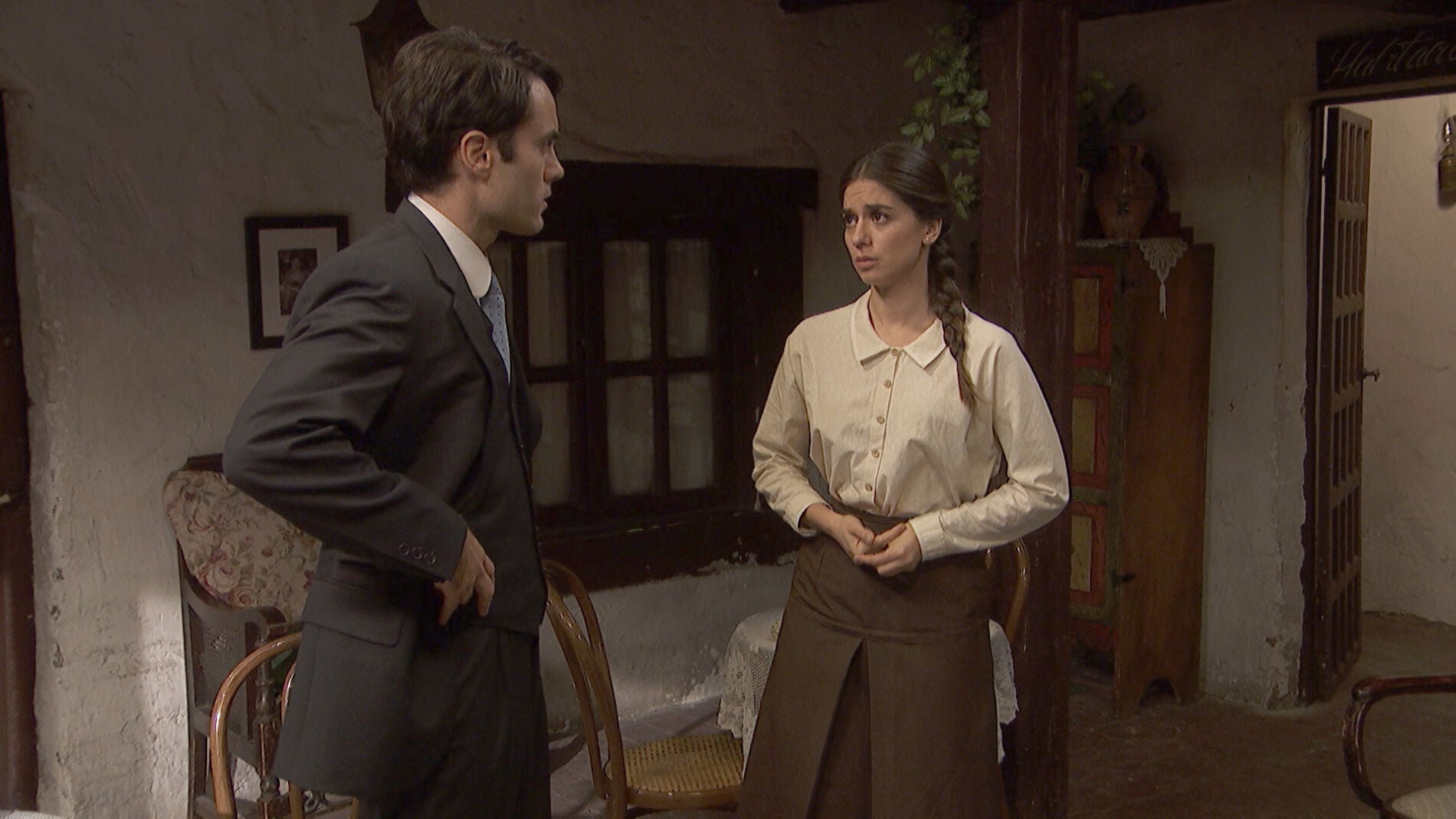  &Aacute;lvaro, a Elsa: "&iquest;De d&oacute;nde has sacado ese dinero?"