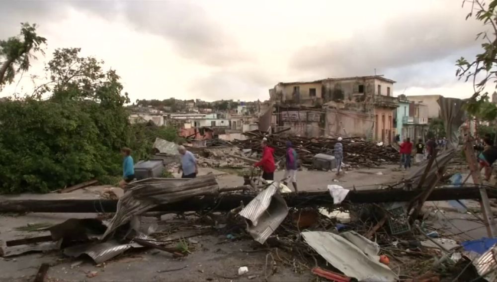 Al menos cuatro muertos y 195 heridos por un tornado en Cuba