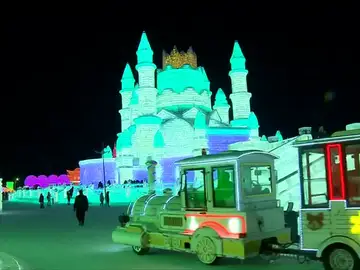La 'ciudad del hielo' en China atrae a más de un millón de turistas La 'ciudad del hielo' en China atrae a más de un millón de turistas