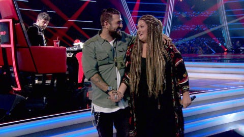V&Iacute;DEO: Antonio Orozco suma a Adriana Rosa a su equipo: &ldquo;El problema no es quererte, el problema es que te quiero&rdquo;