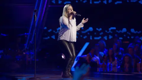 Apryl Scemama canta ‘Comme d’habitude’ en las ‘Audiciones a ciegas’ de ‘La Voz’ VÍDEO: Apryl Scemama canta ‘Comme d’habitude’ en las ‘Audiciones a ciegas’ de ‘La Voz’