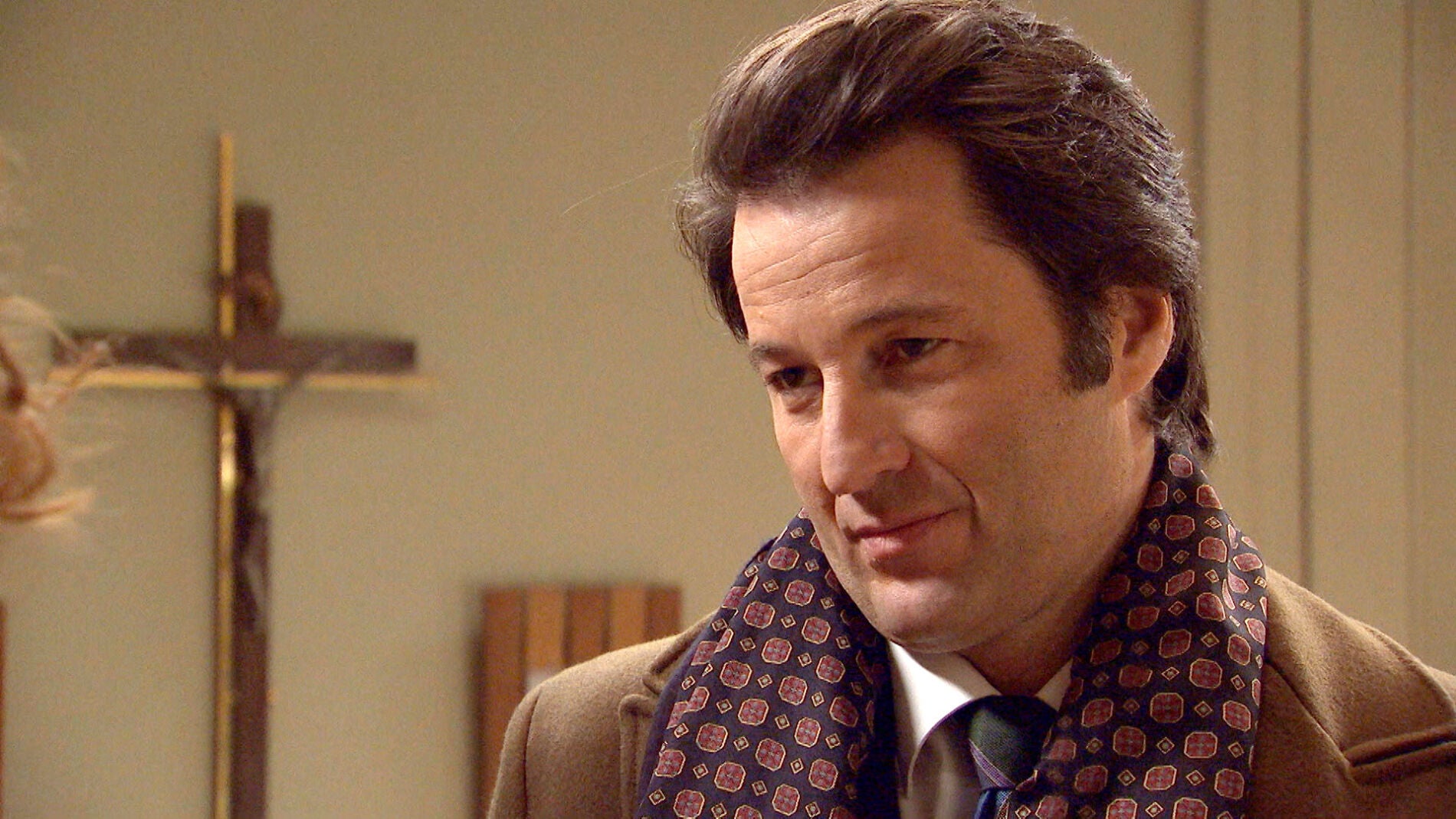 Gabriel trata a Natalia con perversi&oacute;n tras descubrir su verdadera identidad