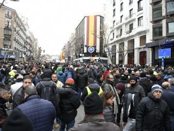 Los taxistas de Madrid se concentran en la calle Génova