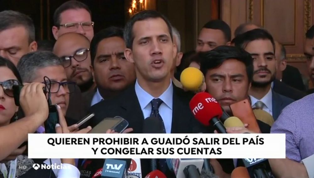 La Fiscalía venezolana pide que se prohíba a Guaidó salir de Venezuela