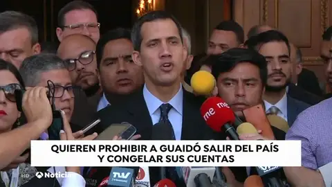 La Fiscalía venezolana pide que se prohíba a Guaidó salir de Venezuela La Fiscalía venezolana pide que se prohíba a Guaidó salir de Venezuela