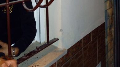 Un guardia civil detiene en 