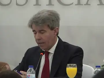 Garrido rechaza la propuesta del taxi por ser "aún más radical" y pretender la eliminación de las VTC Garrido rechaza la propuesta del taxi por ser "aún más radical" y pretender la eliminación de las VTC