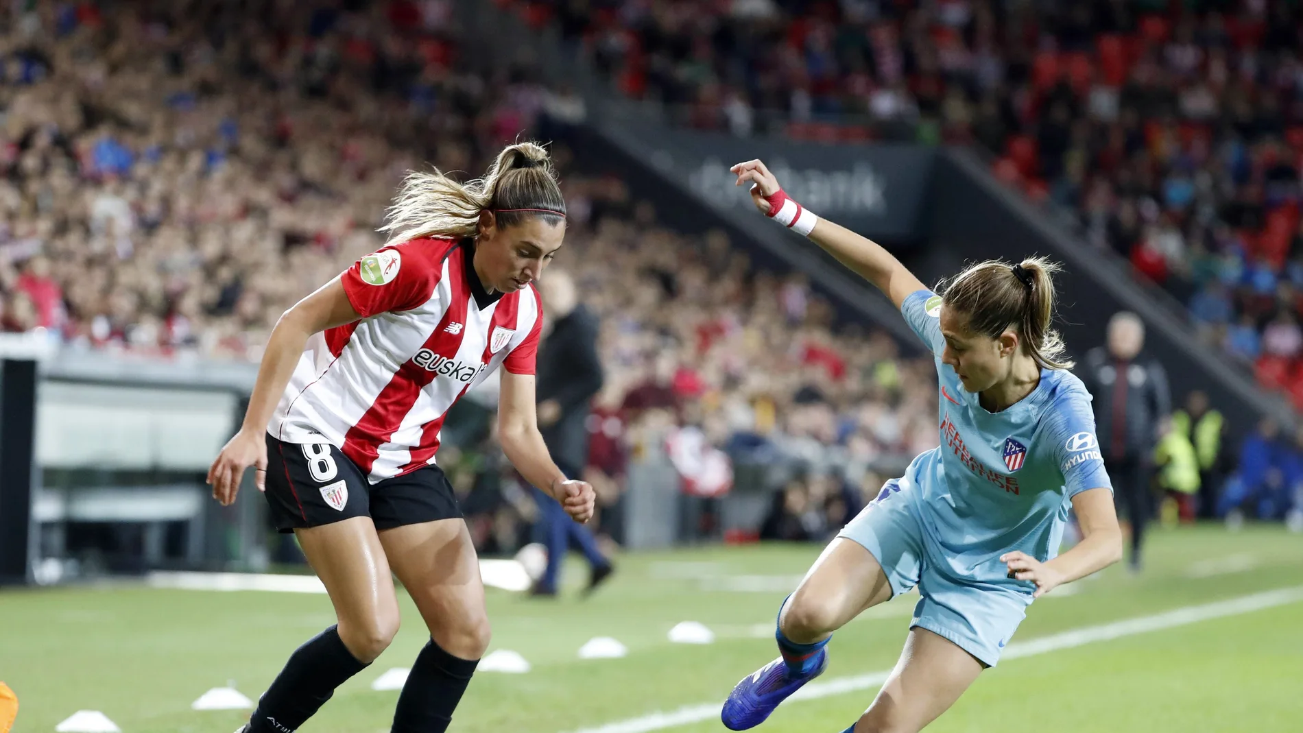 María Díaz y Laia Aleixandri, durante el Athletic-Atlético de la Copa de la Reina María Díaz y Laia Aleixandri, durante el Athletic-Atlético de la Copa de la Reina