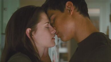 El verdadero significado del susurro de Jacob a Bella en 'Crepúsculo' que ella nunca entendió