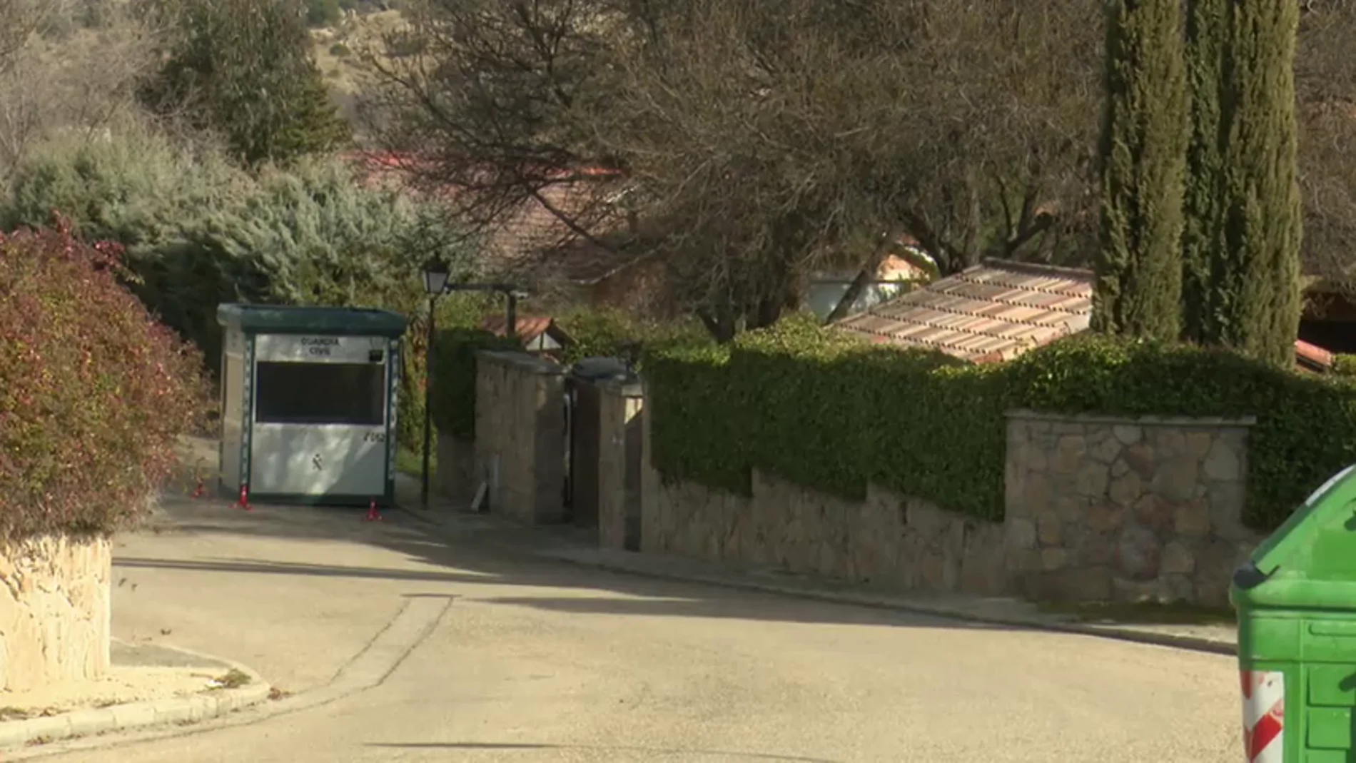 La garita en la que están los guardias civiles que vigilan la casa de Iglesias y Montero en Galapagar La garita en la que están los guardias civiles que vigilan la casa de Iglesias y Montero en Galapagar