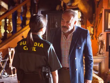 Salvador enfurece con las advertencias de María Salvador enfurece con las advertencias de María