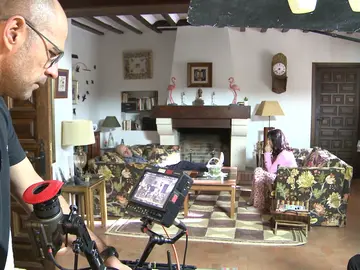 Adéntrate en el rodaje de 'Matadero' y descubre cómo se grabó una de las escenas del capítulo 4 Adéntrate en el rodaje de 'Matadero' y descubre cómo se grabó una de las escenas del capítulo 4