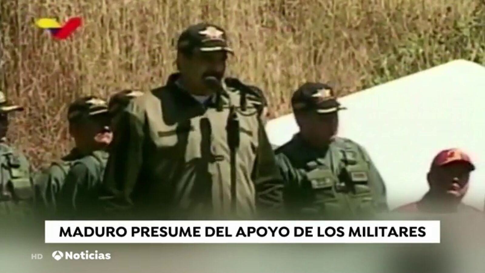 Maduro se muestra desafiante y expone el apoyo de los militares venezolanos