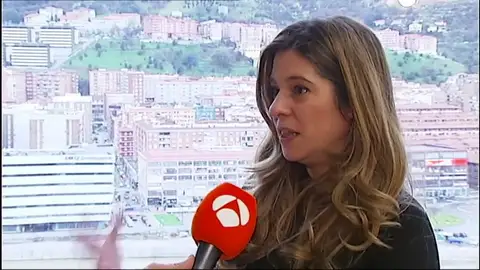 Estela Baz presenta su nuevo libro Estela Baz presenta su nuevo libro