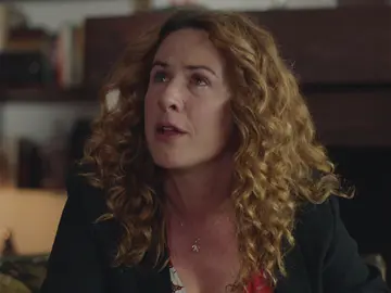 Almudena, a Alfonso: "Solo quiero fabricar esa droga una vez más" Almudena, a Alfonso: "Solo quiero fabricar esa droga una vez más"