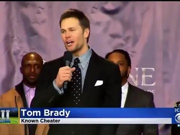 Despiden a un productor de noticias por rotular con el término de 'conocido tramposo' a Tom Brady Despiden a un productor de noticias por rotular con el término de 'conocido tramposo' a Tom Brady