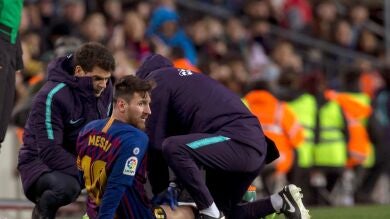 Messi no se entrena con el grupo y sigue siendo duda a dos días del Clásico