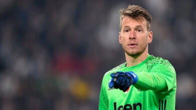 Oficial: Neto ya es jugador del Barcelona por 26 millones más 9 en variables