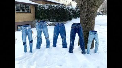 Las ideas más originales en Estados Unidos con el temporal de frío: los pantalones custodian una casa