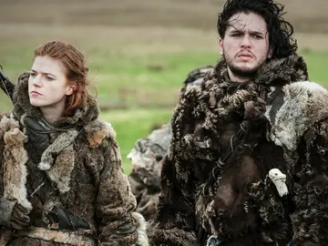 Kit Harington y Rose Leslie, Ygritte y Jon Snow en 'Juego de Tronos' Kit Harington y Rose Leslie, Ygritte y Jon Snow en 'Juego de Tronos'