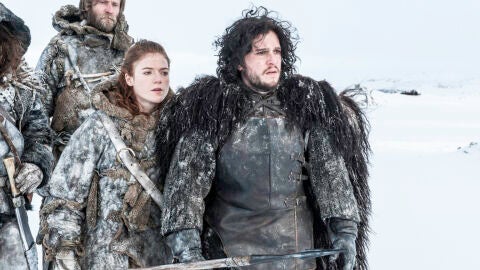 Rose Leslie y Kit Harington, Ygritte y Jon Snow en 'Juego de Tronos'