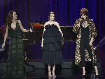 Amaia Romero, Judit Neddermann y Rozalén actúan en los Goya Amaia Romero, Judit Neddermann y Rozalén actúan en los Goya