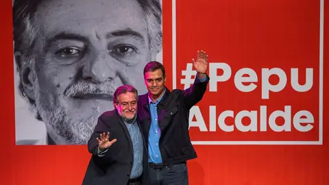 Pepu Hernández y Pedro Sánchez Pepu Hernández y Pedro Sánchez