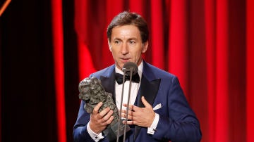 Antonio de la Torre tras ganar el Goya a Mejor Actor Antonio de la Torre tras ganar el Goya a Mejor Actor