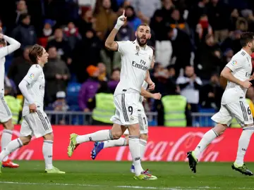 Benzema celebra un gol con el Real Madrid Benzema celebra un gol con el Real Madrid