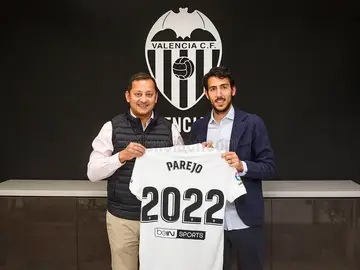 El Valencia anuncia la renovación de Dani Parejo El Valencia anuncia la renovación de Dani Parejo