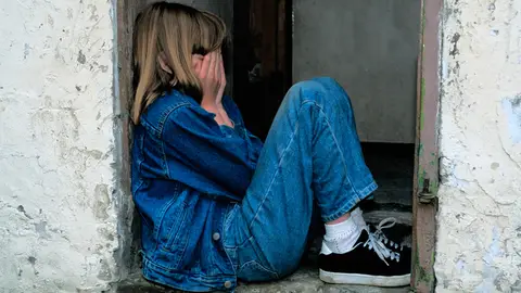 Una niña triste Una niña triste