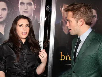 Stephenie Meyer y Robert Pattinson Stephenie Meyer y Robert Pattinson