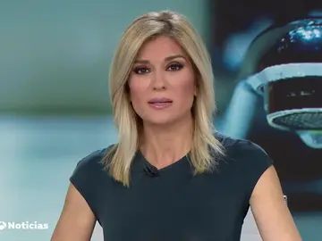 Sandra Golpe presentando Antena 3 Noticias 1 Sandra Golpe presentando Antena 3 Noticias 1