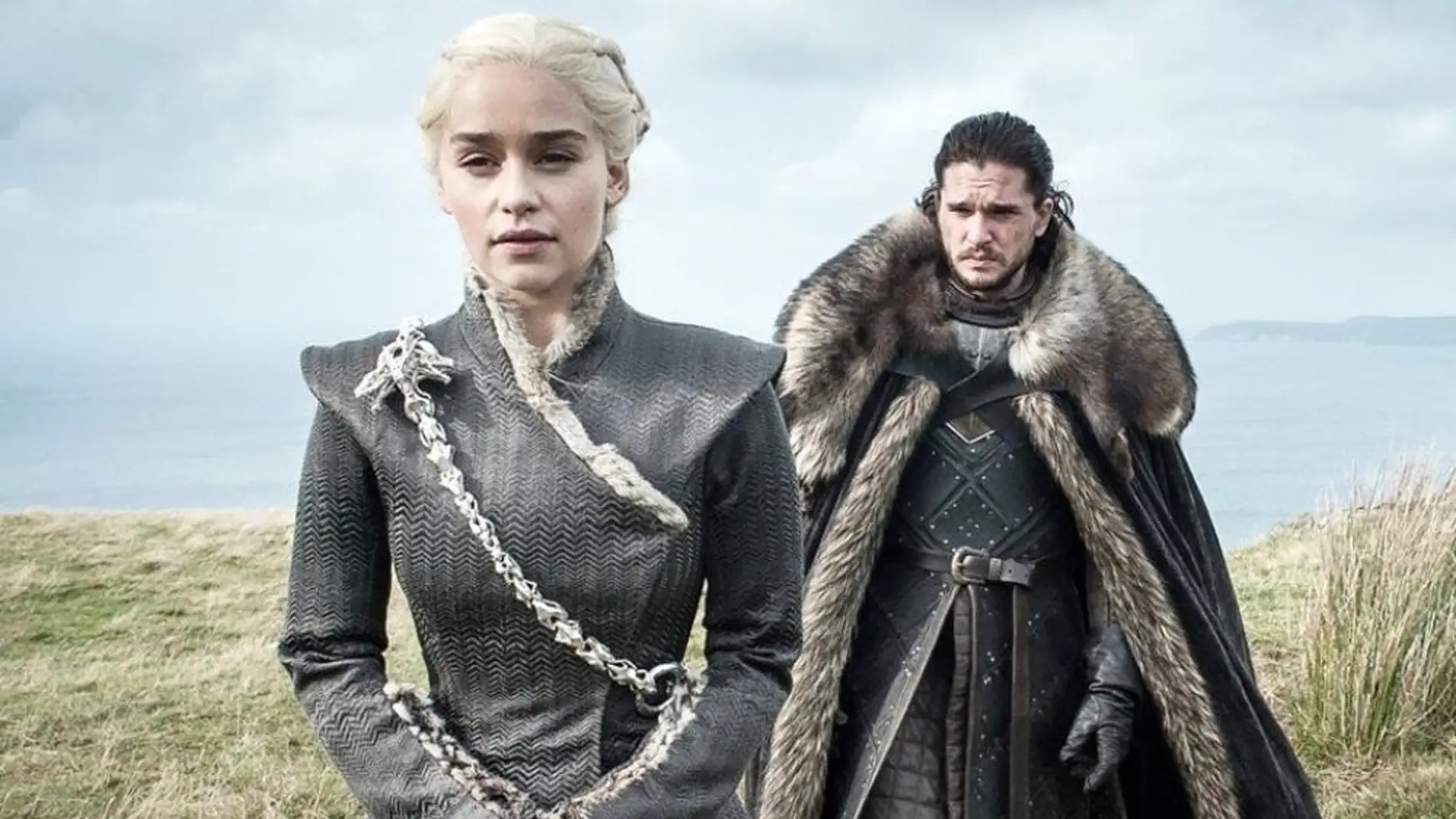 Emilia Clarke (Daenerys) confirma la secuela de Juego de Tronos de Jon Snow  (Kit Harington)