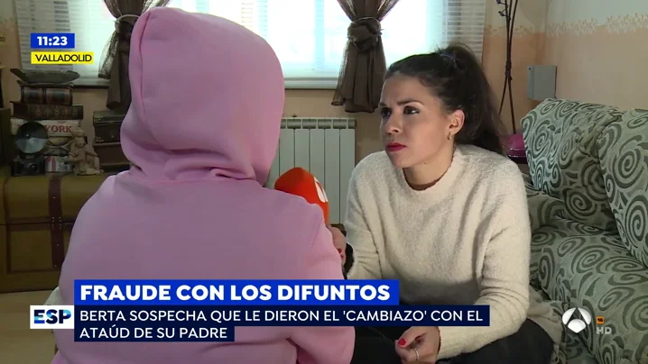 Una afectada por la estafa de la funeraria: "¿Quién me dice a mí que no me han dado al abuelo de otro?" Una afectada por la estafa de la funeraria: "¿Quién me dice a mí que no me han dado al abuelo de otro?"