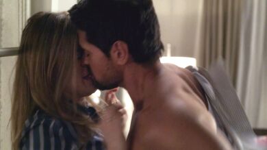 Michaela y Jared se entregan al fin a una noche de pasión 