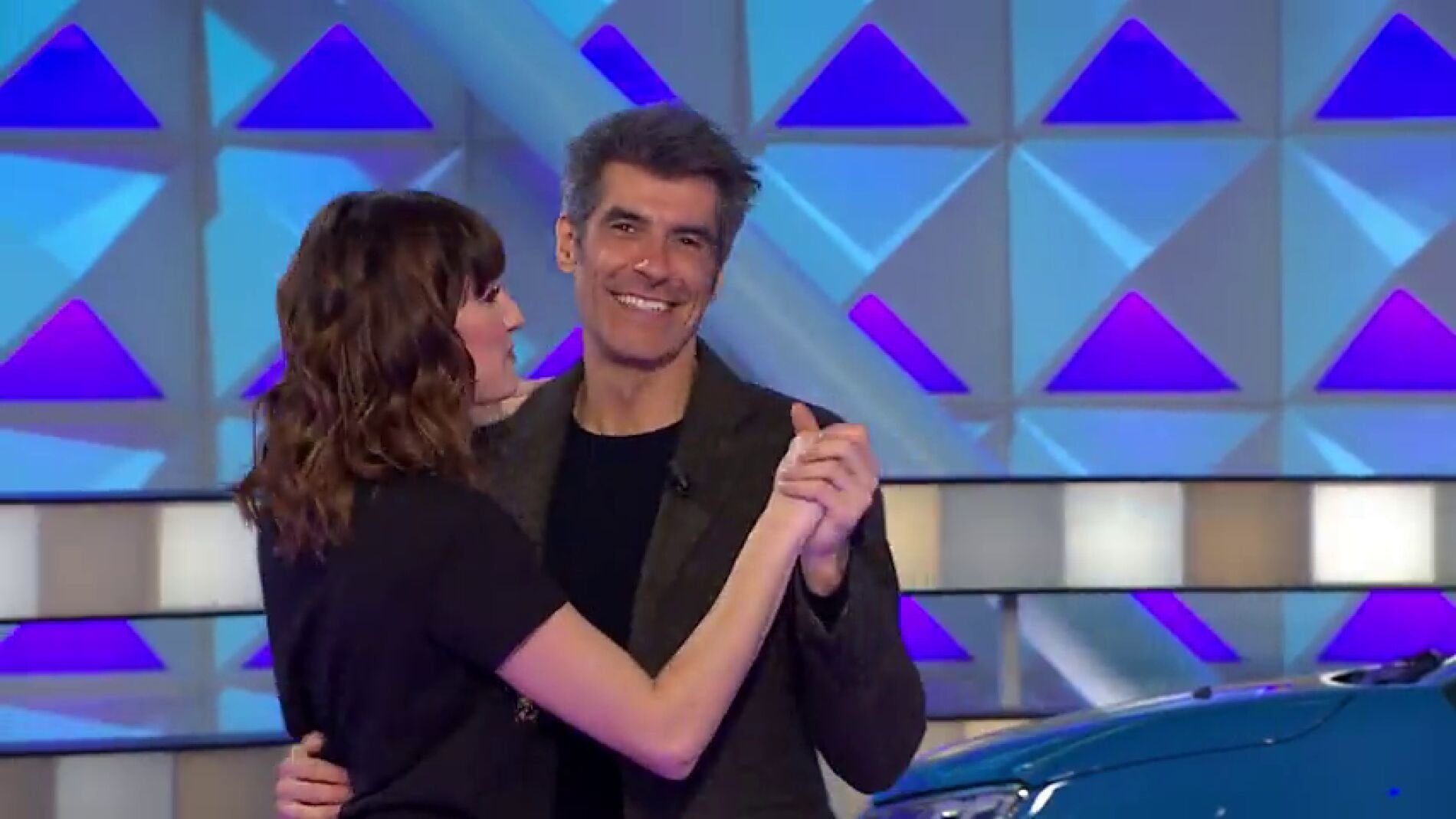 El rom&aacute;ntico baile de Jorge Fern&aacute;ndez y Laura Moure 