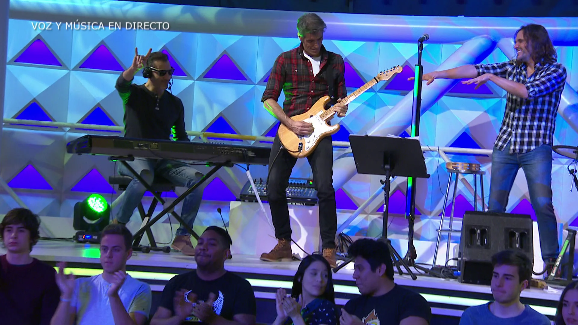 Jorge Fernández toca con la banda de 'La Ruleta de la suerte' su canción favorita MEJORES MOMENTOS | 7 DE FEBRERO