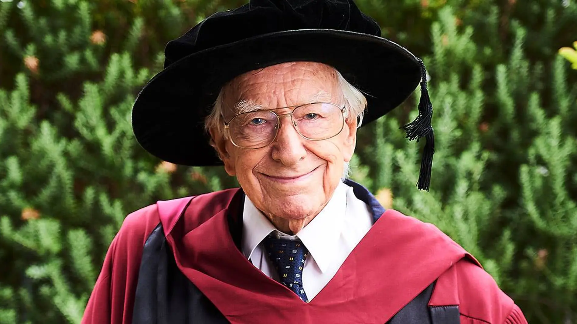 El abuelo que se ha doctorado en Filosofía El abuelo que se ha doctorado en Filosofía