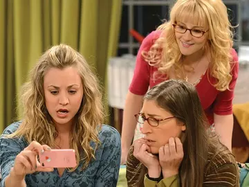 Penny, Amy y Bernadette en 'The Big Bang Theory' Penny, Amy y Bernadette en 'The Big Bang Theory'