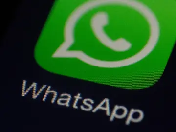 WhatsApp WhatsApp
