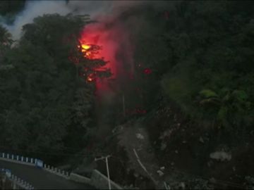 Indonesia entra en estado de emergencia por la erupción de un volcán en las Célebes