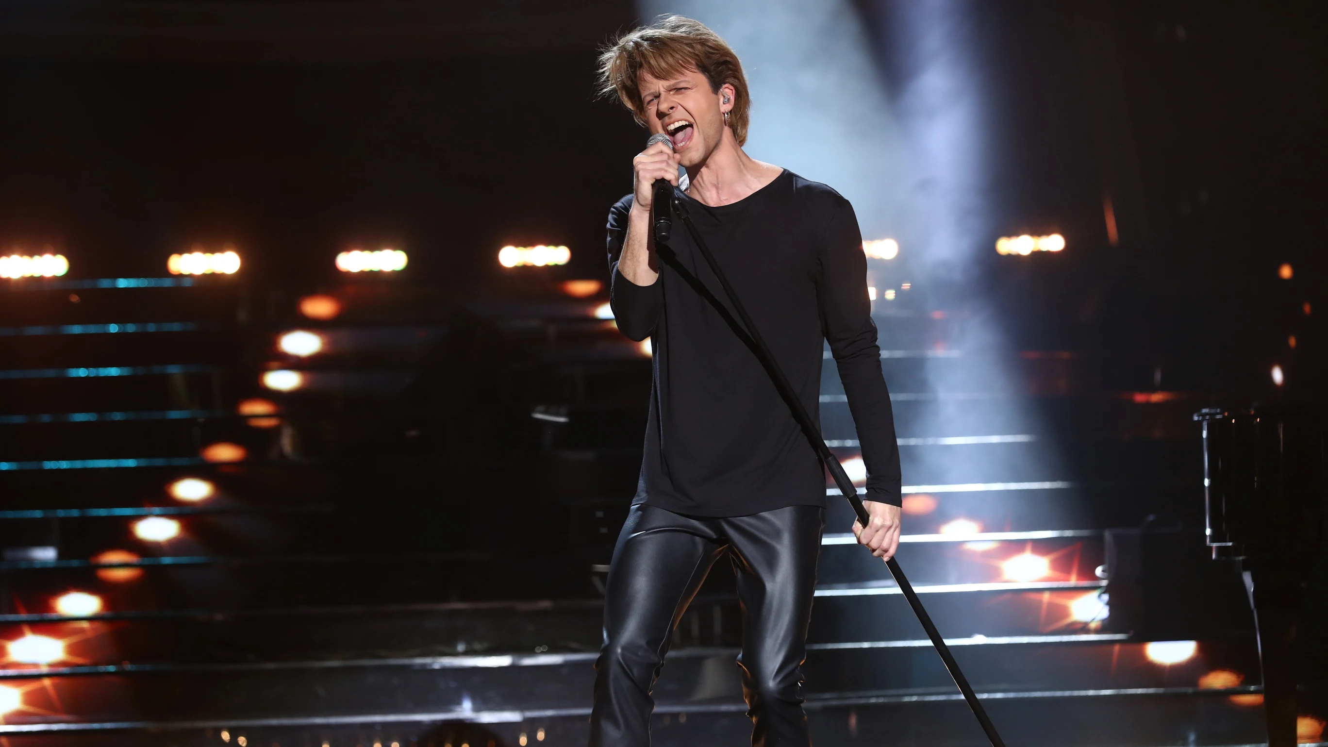 Vídeo actuación Jordi Coll como Bon Jovi