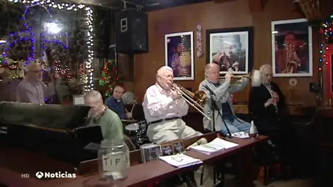 Los ‘Grove Street Stompers’, la banda de jazz más incombustible de Nueva York Los ‘Grove Street Stompers’, la banda de jazz más incombustible de Nueva York