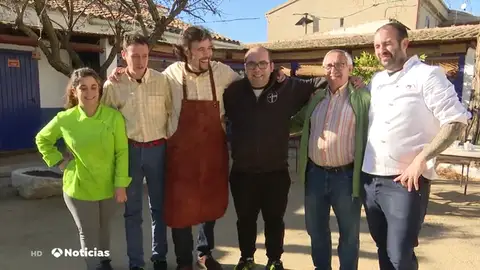 Un grupo de discapacitados gana un premio a la excelencia empresarial por sacar adelante un restaurante Un grupo de discapacitados gana un premio a la excelencia empresarial por sacar adelante un restaurante