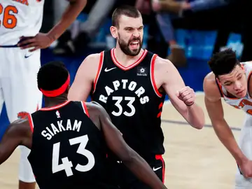 Marc Gasol, en su debut como jugador de los Toronto Raptors Marc Gasol, en su debut como jugador de los Toronto Raptors