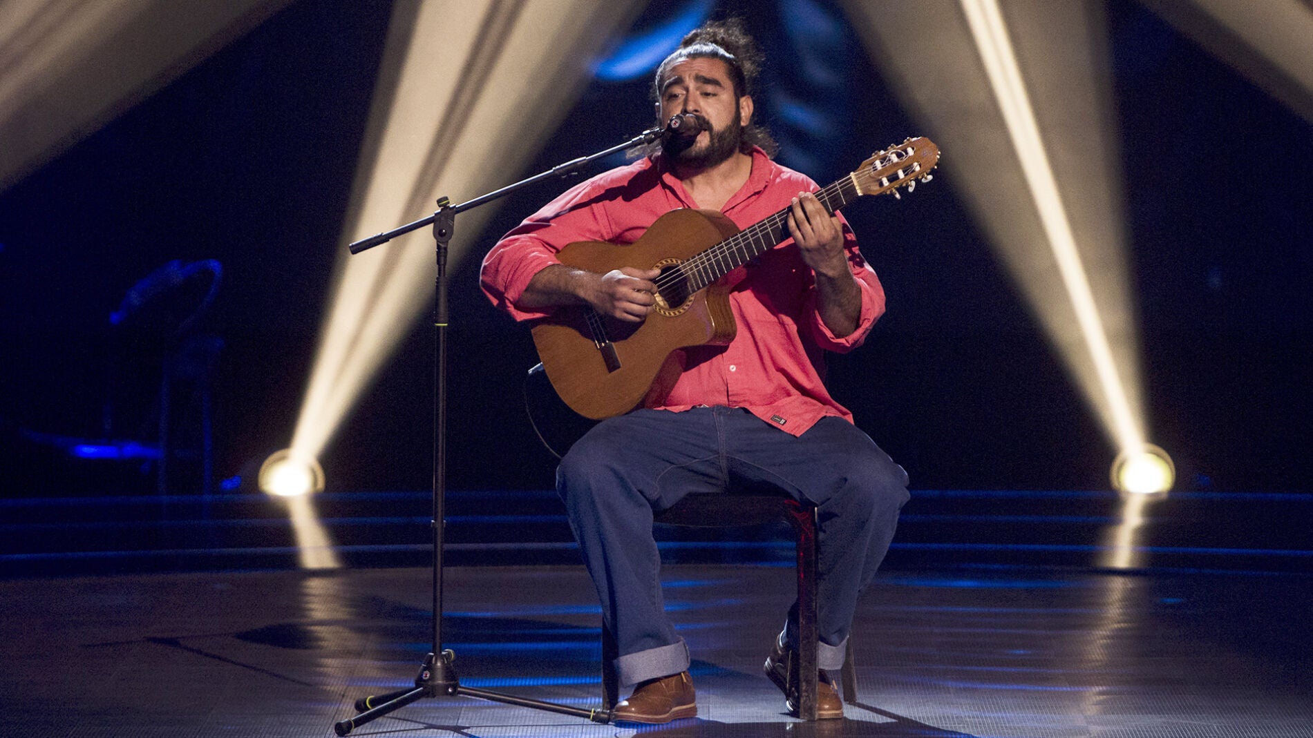 Vídeo: Tomás Basso canta ‘Eu sei que vou te amar’ en las ‘Audiciones a ciegas’